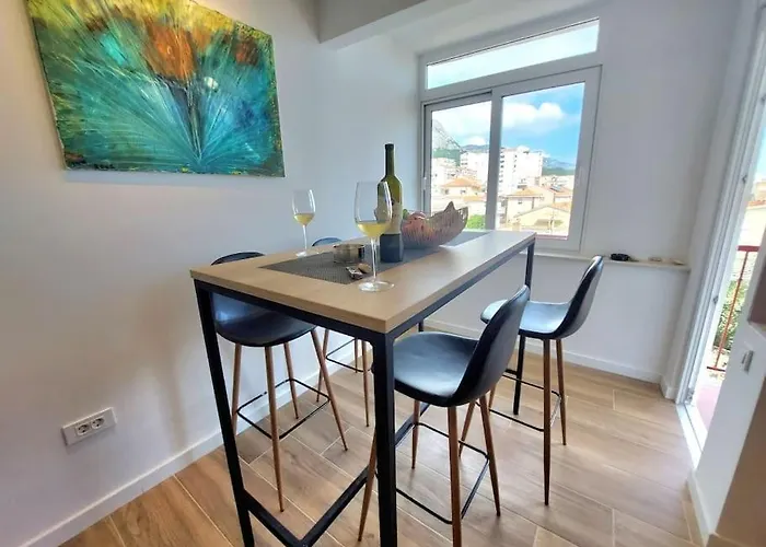 Orla Beach Apartment